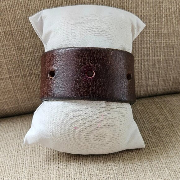 Tandy Genuine Leater Bracelet Handmade Brown Wrist Band Size 6.5 inches - Picture 2 of 10